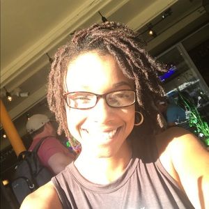 Meet your Posher, Jasmine